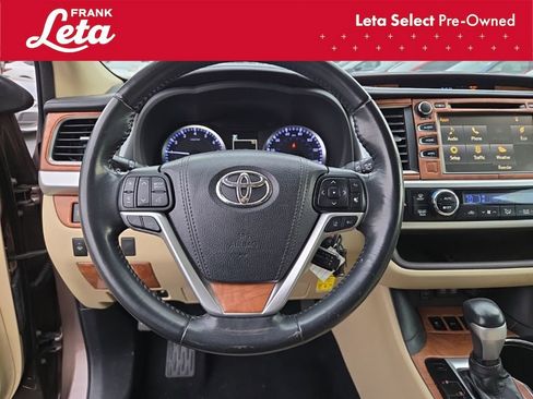 Used 2018 Toyota Highlander Plus image 20
