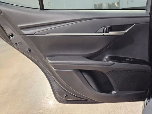 Used 2025 Toyota Camry SE w/ Convenience Package FWD image 34