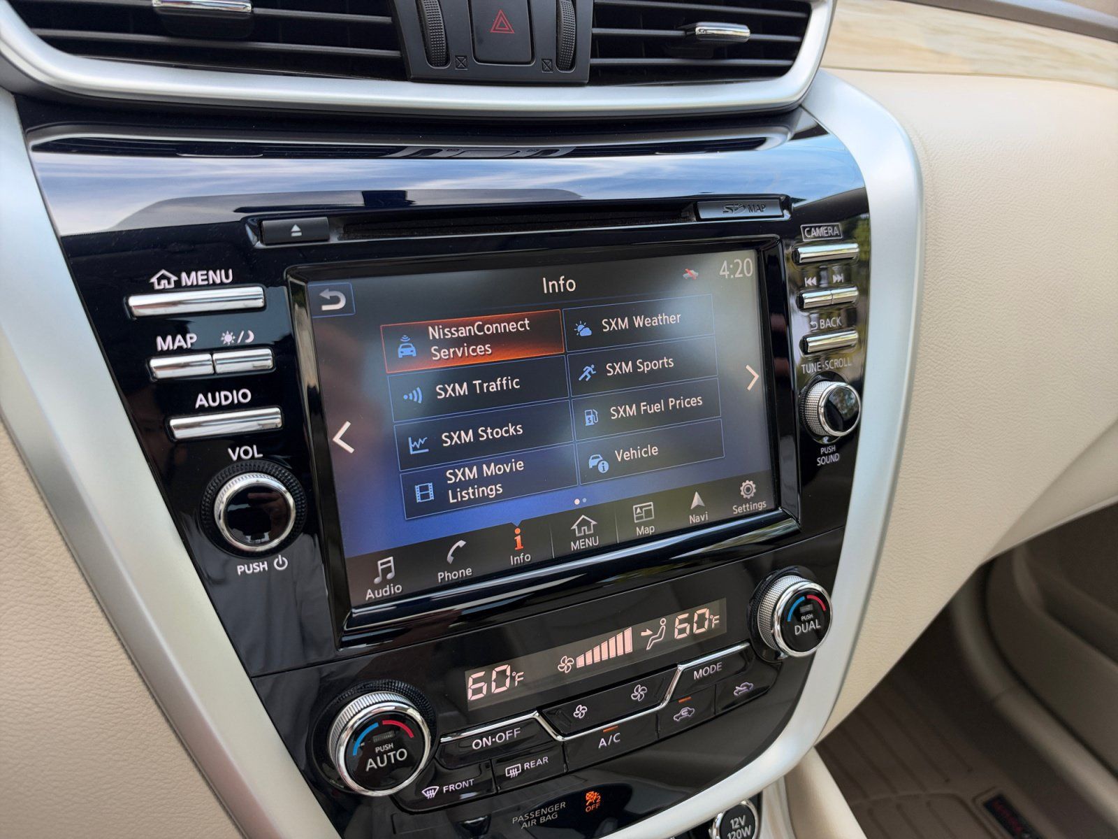 Used 2017 Nissan Murano Platinum w/ Platinum Technology Package AWD/4WD image 27