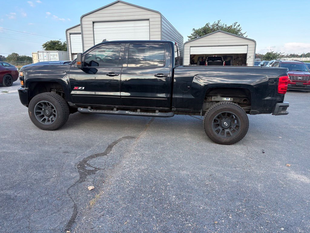 Used 2017 Chevrolet Silverado 2500 LTZ w/ Duramax Plus Package AWD/4WD image 7