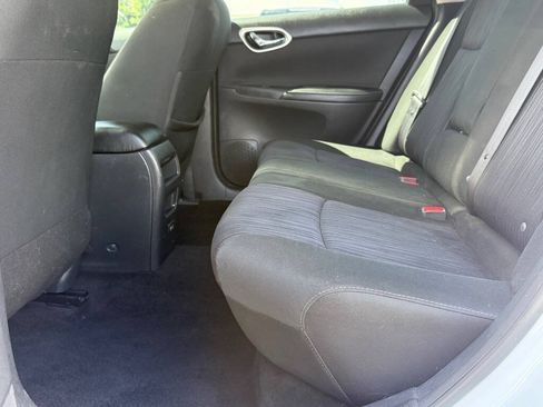 Used 2019 Nissan Sentra SV FWD image 26