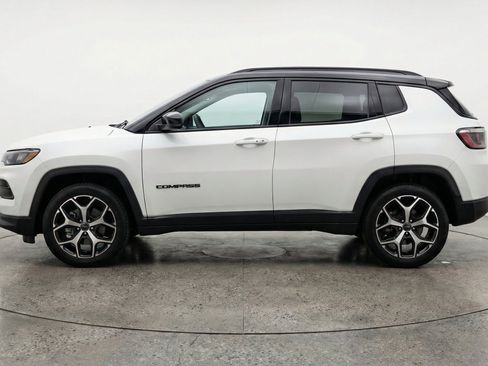 Used 2025 Jeep Compass Limited AWD/4WD image 5