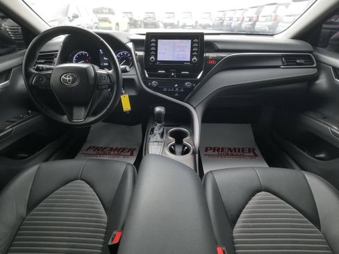 Used 2023 Toyota Camry SE image 14