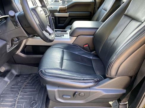 Used 2019 Ford F150 Lariat image 16