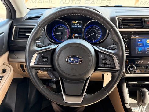 Used 2019 Subaru Outback 2.5i Premium image 32