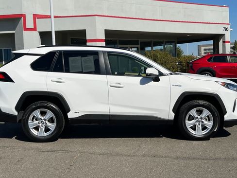 Certified 2020 Toyota RAV4 LE w/ All Weather Liner Package AWD/4WD image 6