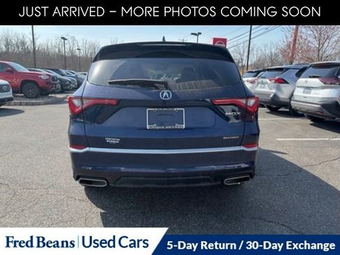 Used 2023 Acura MDX SH-AWD image 10