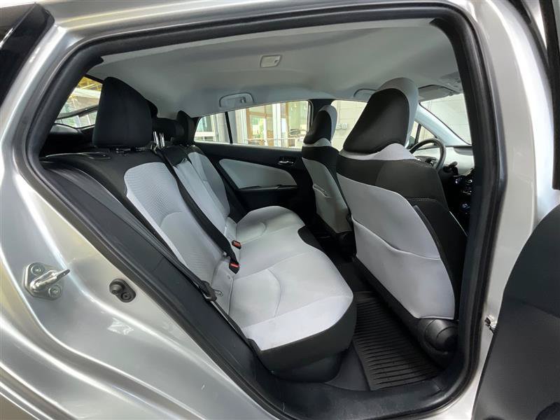 Used 2022 Toyota Prius LE FWD image 26