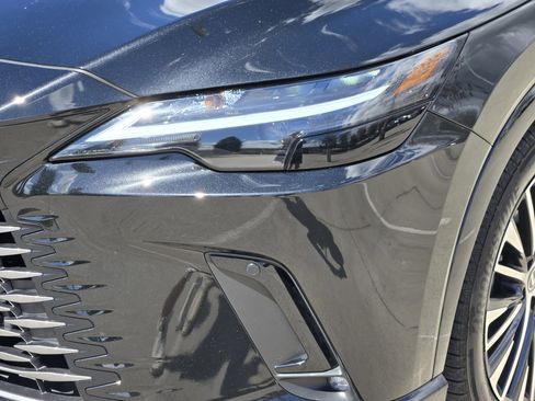 Used 2024 Lexus RX 350 w/ Kick Sensor & Tow Package image 13