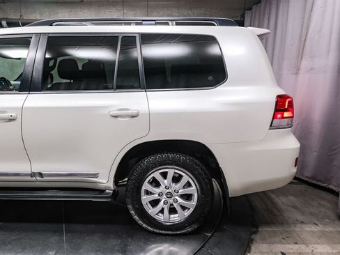 Used 2021 Toyota Land Cruiser AWD/4WD image 8