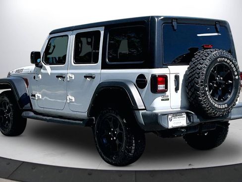 Used 2022 Jeep Wrangler Unlimited Sport AWD/4WD image 7