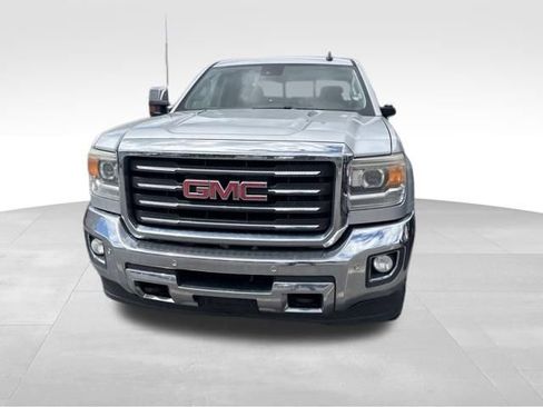 Used 2015 GMC Sierra 2500 SLT w/ Duramax Plus Package AWD/4WD image 3