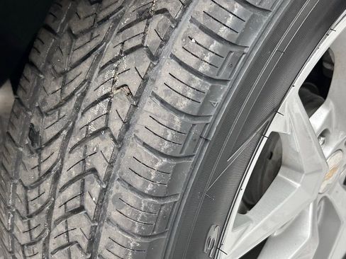 Used 2023 Chevrolet Equinox LT image 30