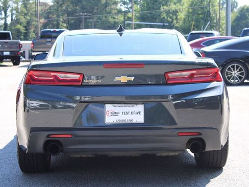Used 2016 Chevrolet Camaro LT RWD image 7