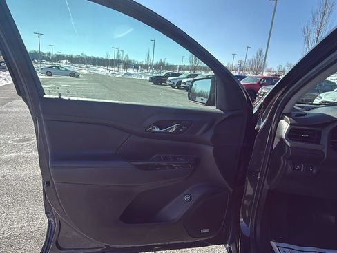 Used 2020 GMC Acadia AT4 w/ Driver Alert Package II image 28