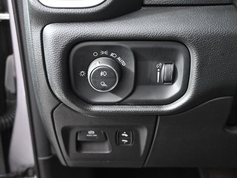 Used 2022 RAM 1500 Big Horn AWD/4WD image 23