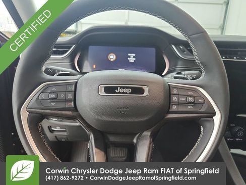 Certified 2023 Jeep Grand Cherokee L Limited AWD/4WD image 22
