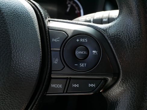 Certified 2025 Toyota RAV4 XLE AWD/4WD image 25