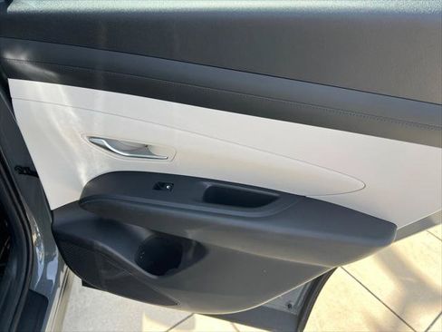 Certified 2026 Hyundai Tucson SEL FWD image 9