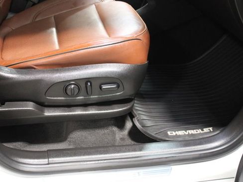 Used 2018 Chevrolet Traverse High Country image 27