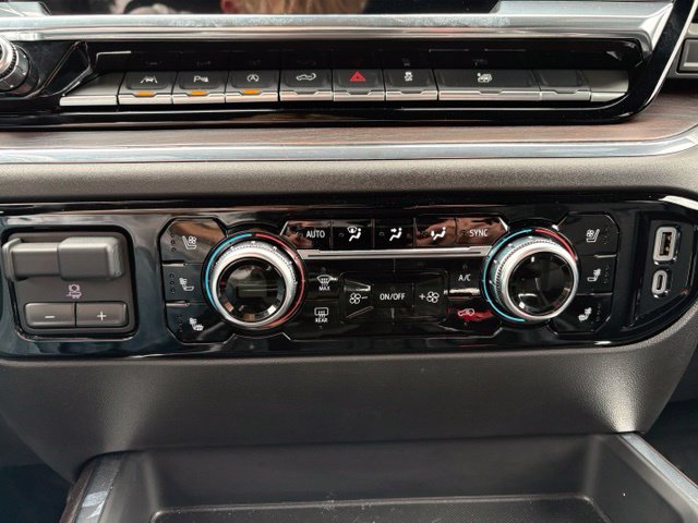 Used 2025 GMC Sierra 1500 SLT w/ SLT Premium Plus Package AWD/4WD image 27