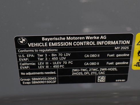 Used 2025 BMW M2 w/ Lighting Package image 11