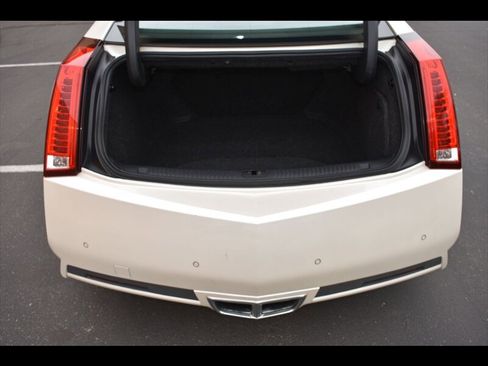 Used 2013 Cadillac CTS Coupe RWD image 21