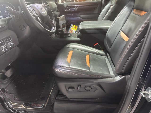Used 2024 GMC Sierra 1500 AT4 w/ Technology Package AWD/4WD image 9