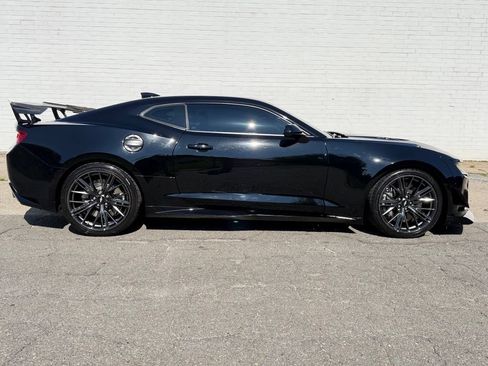 Used 2017 Chevrolet Camaro ZL1 RWD image 1