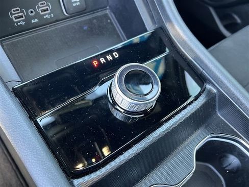 Used 2025 Jeep Grand Cherokee Altitude AWD/4WD image 22