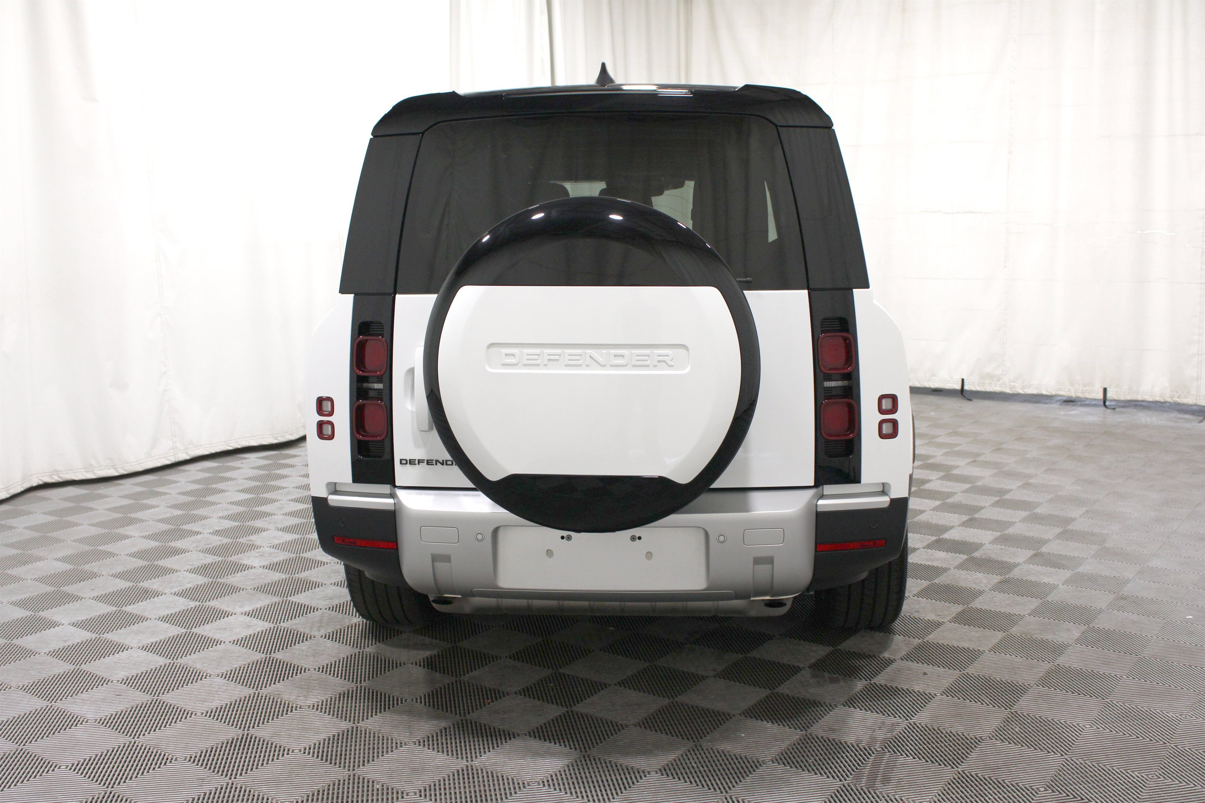 Used 2024 Land Rover Defender 130 S AWD/4WD image 29