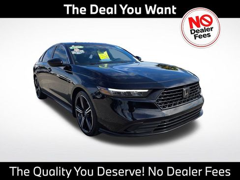 Used 2023 Honda Accord Sport image 1