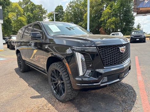 Used 2026 Cadillac Escalade Sport w/ Touring Package AWD/4WD image 4