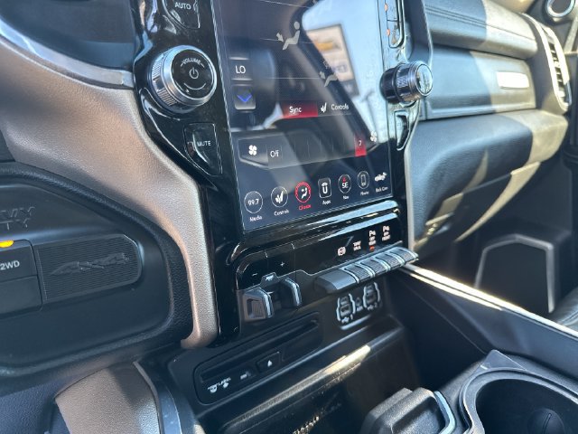Used 2019 RAM 2500 Laramie AWD/4WD image 23
