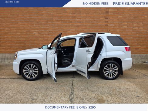 Used 2016 GMC Terrain Denali w/ Cargo Package AWD/4WD image 6