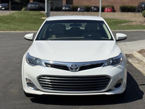 Used 2015 Toyota Avalon XLE image 4