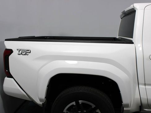Used 2024 Toyota Tacoma TRD Sport image 20