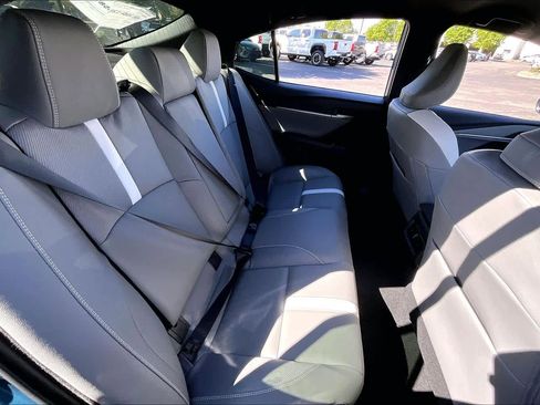 Used 2026 Toyota Camry SE w/ Convenience Package image 17