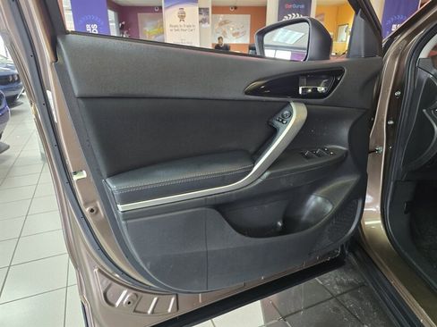 Used 2019 Mitsubishi Eclipse Cross SE image 7