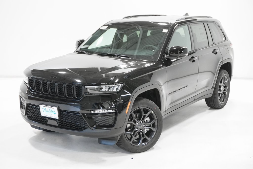 Used 2025 Jeep Grand Cherokee Limited AWD/4WD image 2