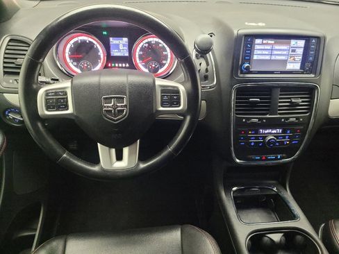 Used 2019 Dodge Grand Caravan GT image 22