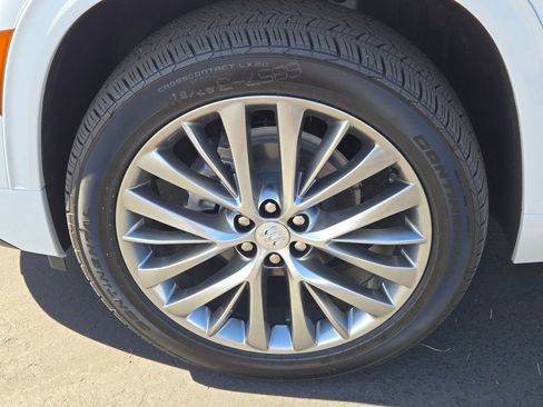 New 2026 Buick Enclave Avenir w/ Super Cruise Package image 5