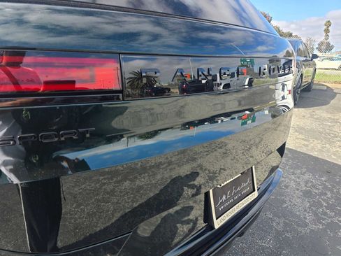 New 2026 Land Rover Range Rover Sport Dynamic SE image 16