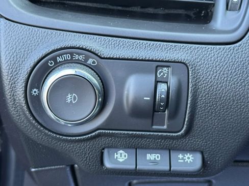 Used 2017 Buick Envision Premium w/ Driver Confidence Package AWD/4WD image 33