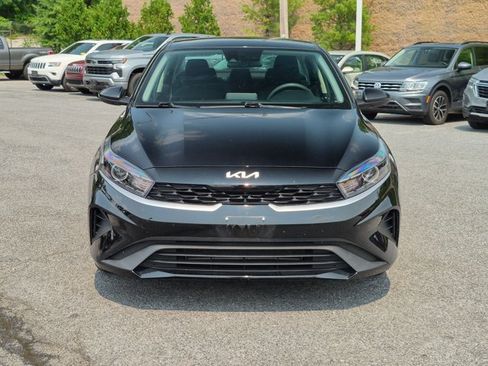 Used 2024 Kia Forte LXS FWD image 2