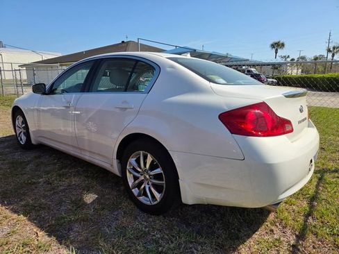 Used 2009 INFINITI G37 x w/ Premium Pkg image 4