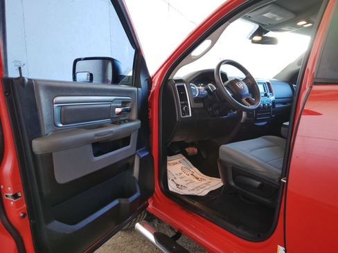 Used 2019 RAM 1500 Classic SLT RWD image 20