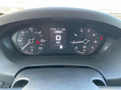 Used 2025 RAM ProMaster 2500 w/ Convenience Group FWD image 4