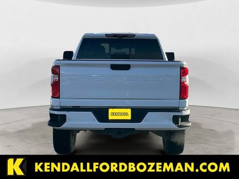 Used 2022 Chevrolet Silverado 3500 High Country w/ Technology Package AWD/4WD image 4