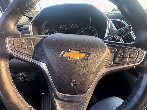 Used 2018 Chevrolet Equinox LT AWD/4WD image 7